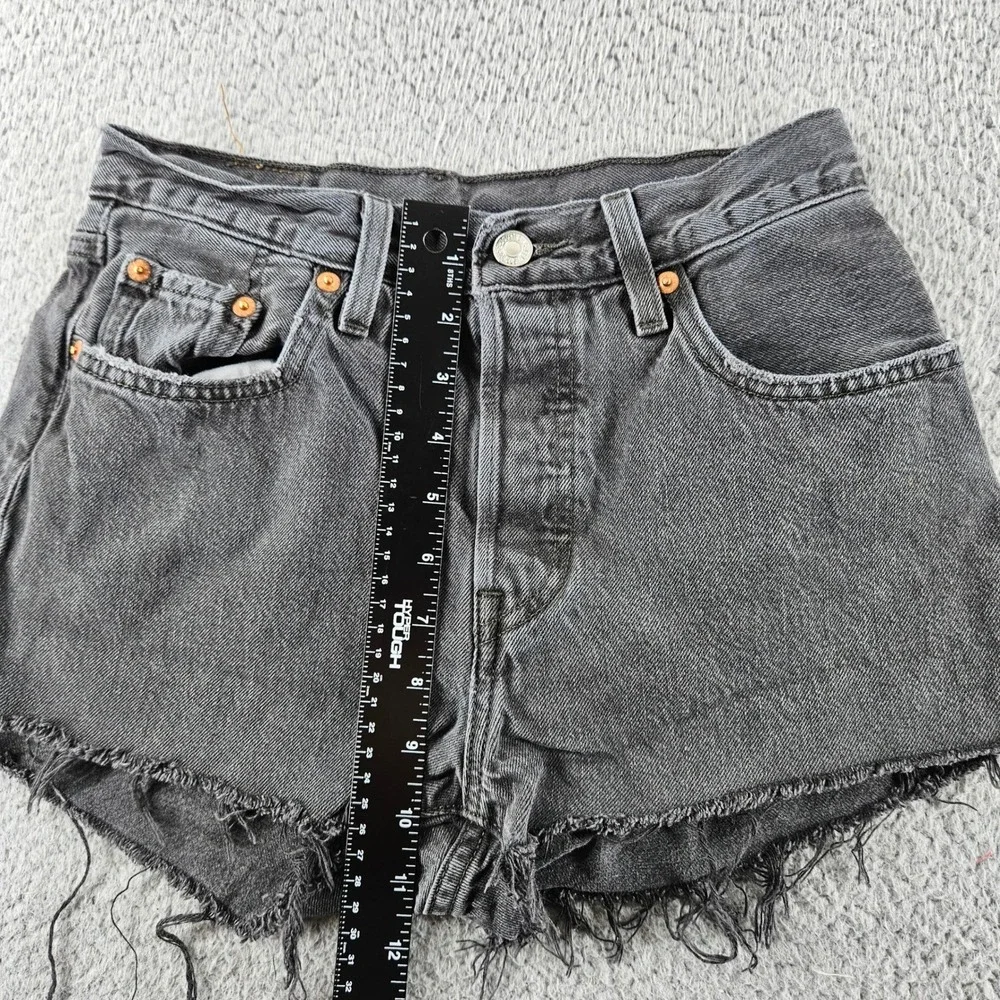 Levis Shorts Womens 25 Black 501 Black Denim Jean Cutoff Frayed Hem Beach - Picture 9 of 16